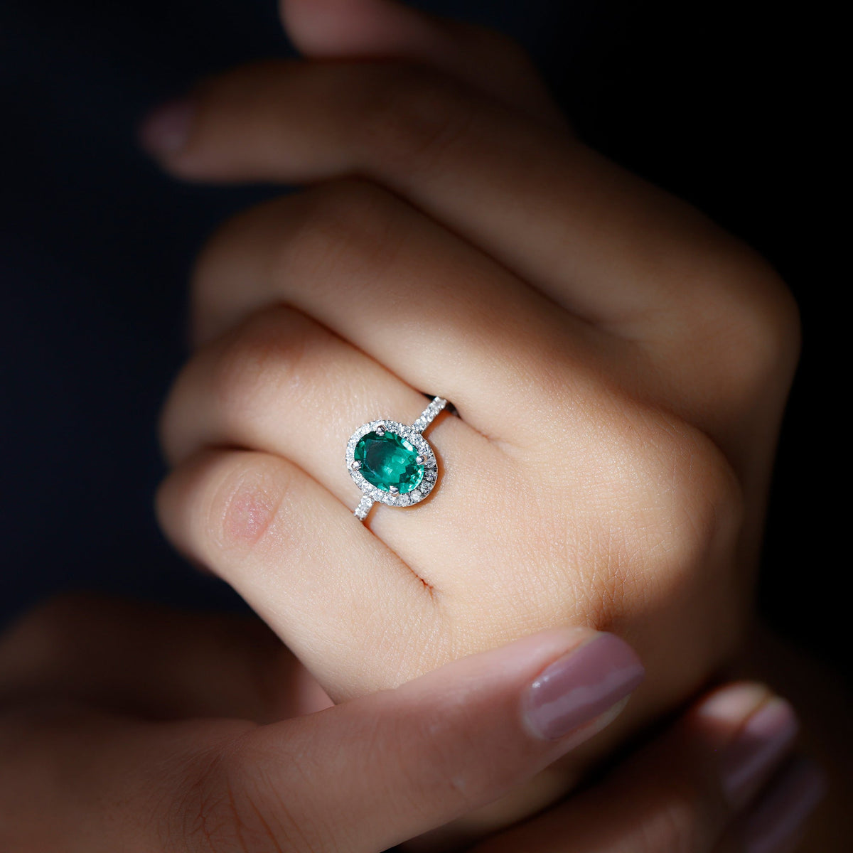 Lab Grown Emerald Ring – Oval Engagement Ring with Diamond Halo | Classic Design