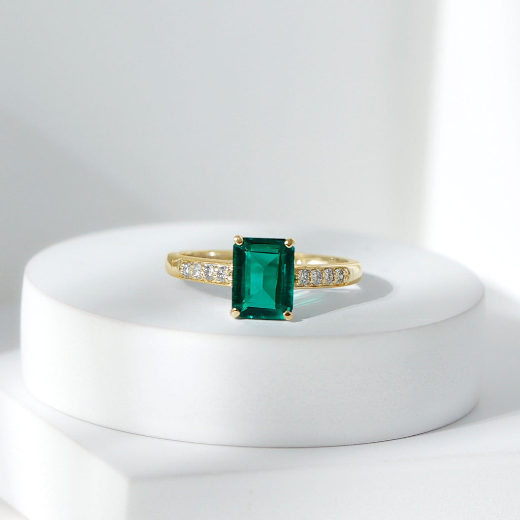 Lab Grown Emerald Ring – Solitaire Engagement Ring with Diamond Accent & Prong Setting