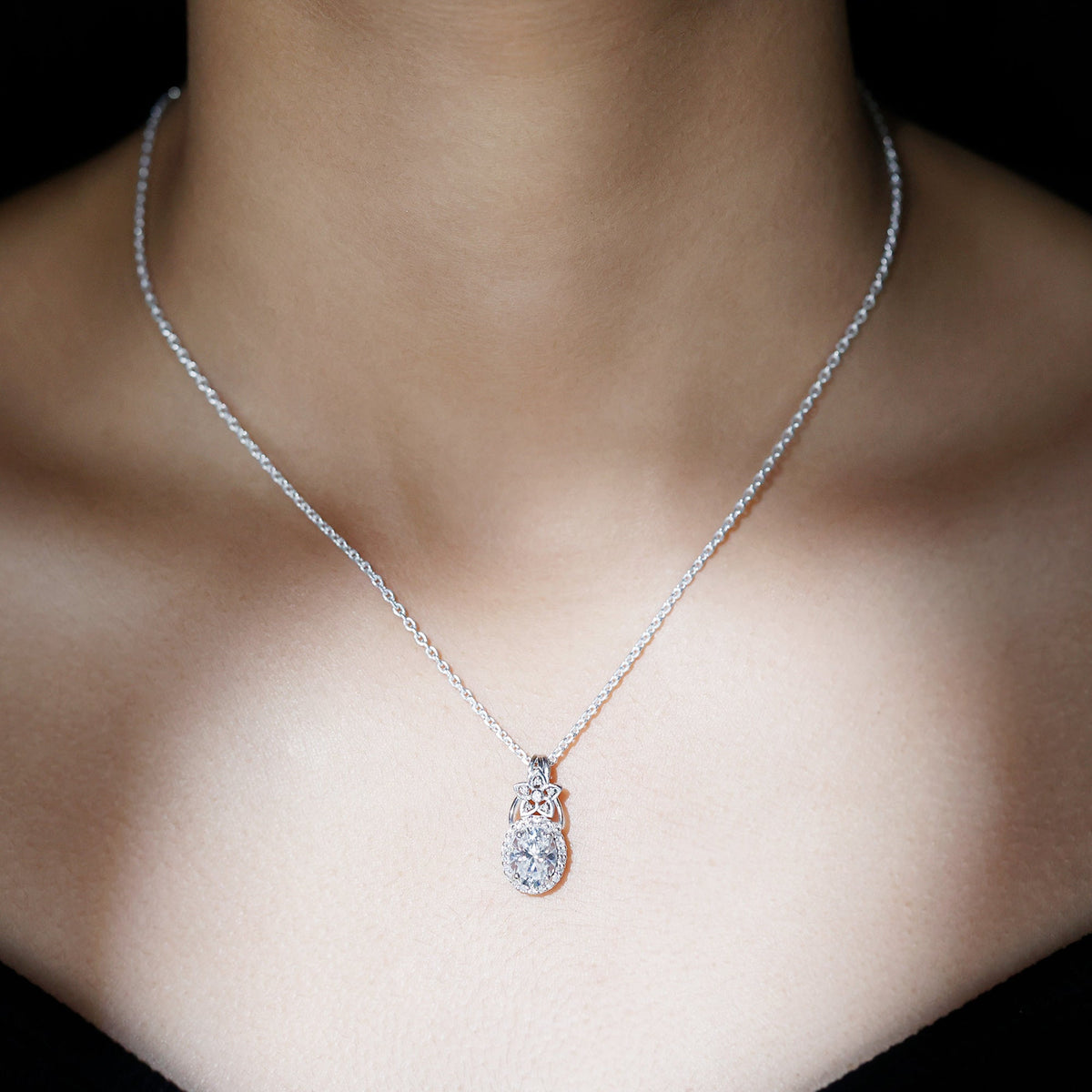 Moissanite Halo Necklace – Vintage Inspired Oval Pendant | 14k Gold Plated Silver Chain