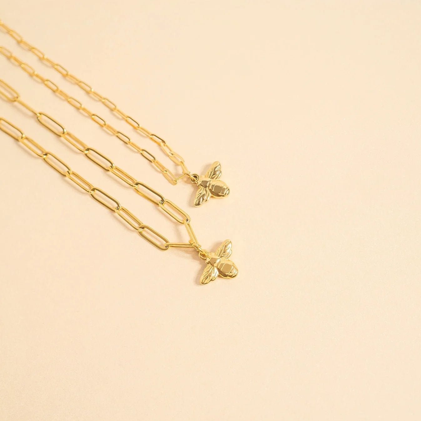 Mommy And Me Necklace – 18K Gold Stainless Steel Bee Charm Paperclip Chain Set - | Sunflower Soul Boutique