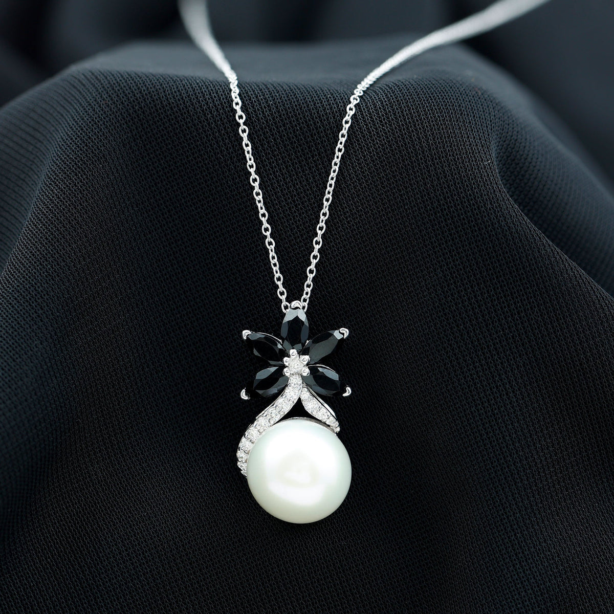 Natural Freshwater Pearl Designer Necklace with Black Onyx