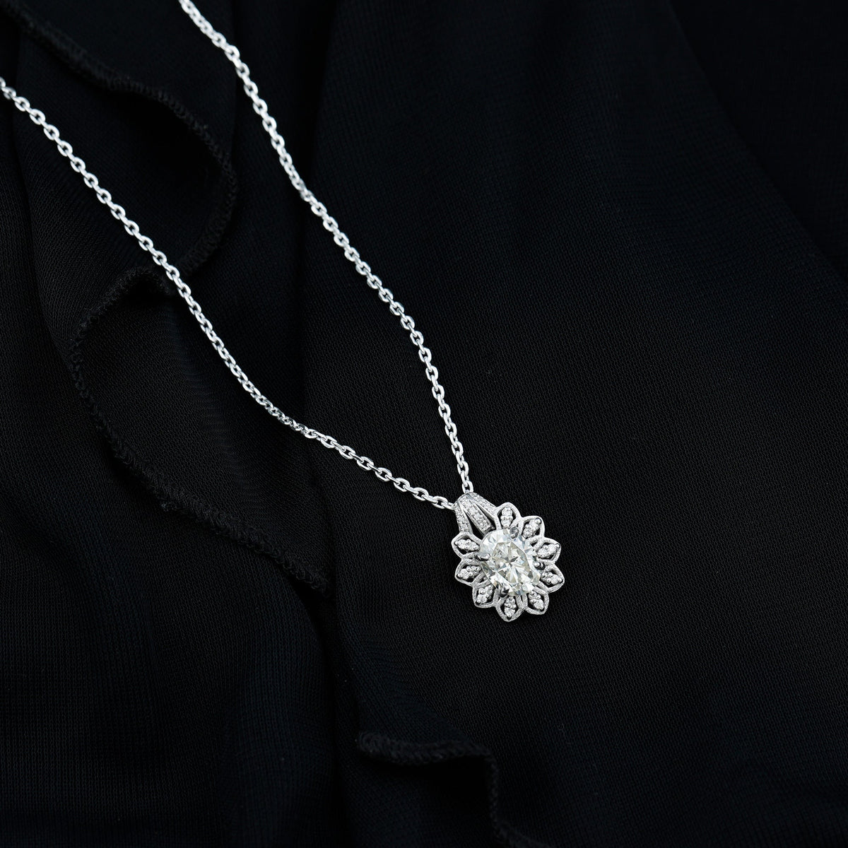 Oval Moissanite Necklace – Vintage Moissanite Pendant | 2 Carat Silver Chain
