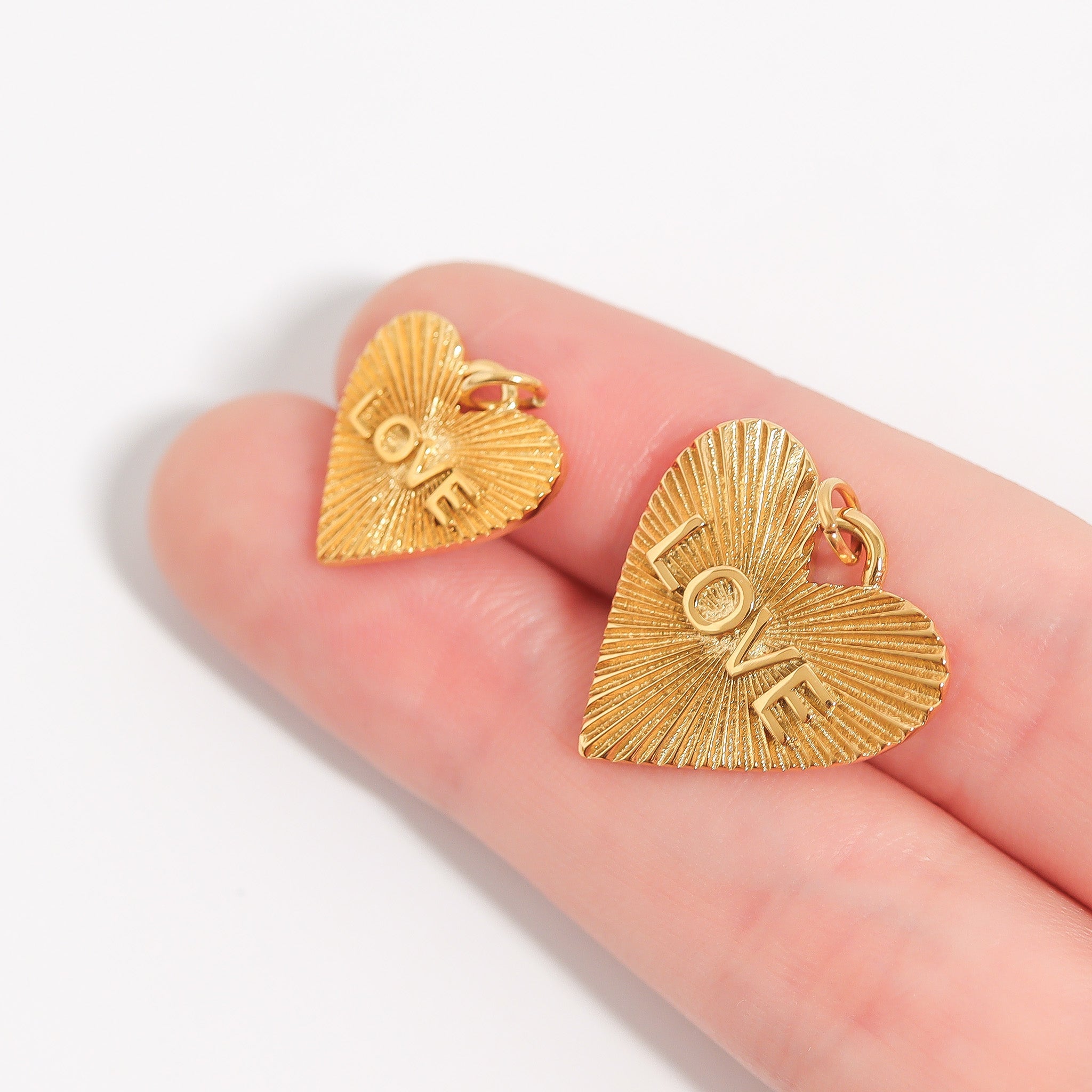 Heart Love Charm – Gold Stainless Steel Sunburst Pendant | Durable Stylish Accessory