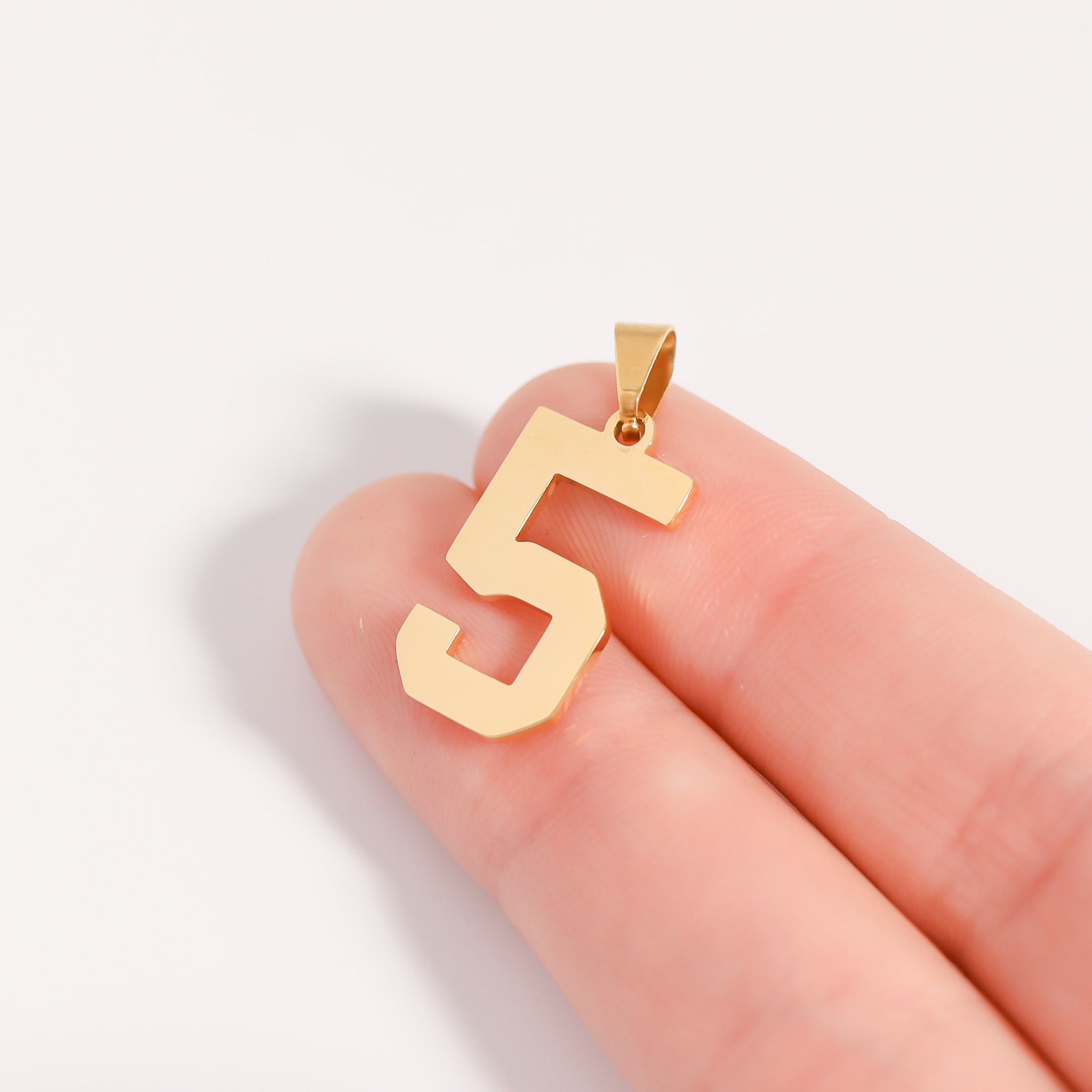 18K Gold Number Pendant – Stylish Athlete Accessory | Scratch Resistant Stainless Steel