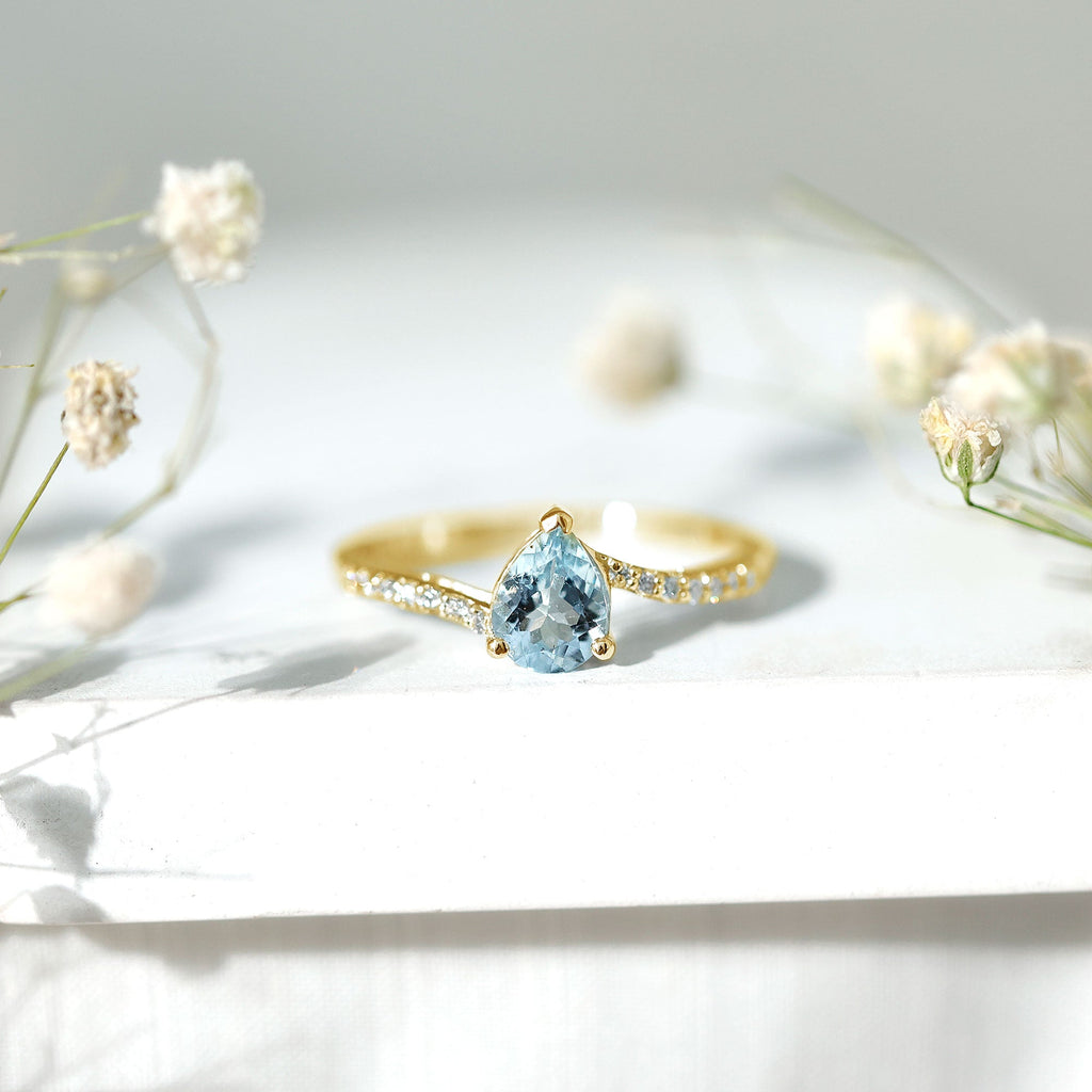 Pear Cut Aquamarine Ring – Elegant Teardrop Gemstone Ring with Diamond Accents