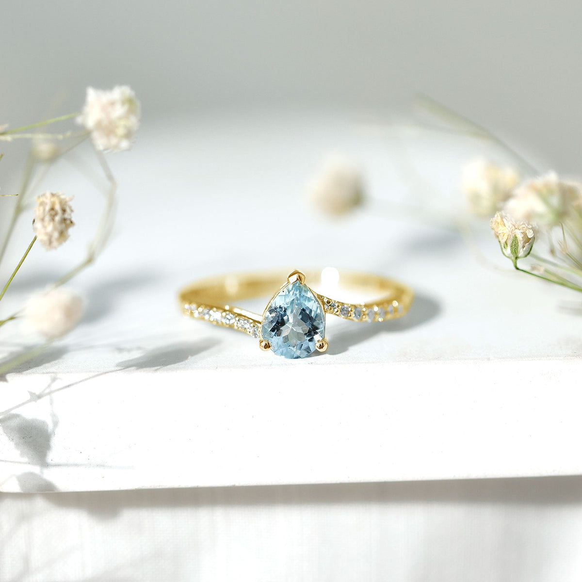 Pear Cut Aquamarine Ring – Elegant Teardrop Gemstone Ring with Diamond Accents