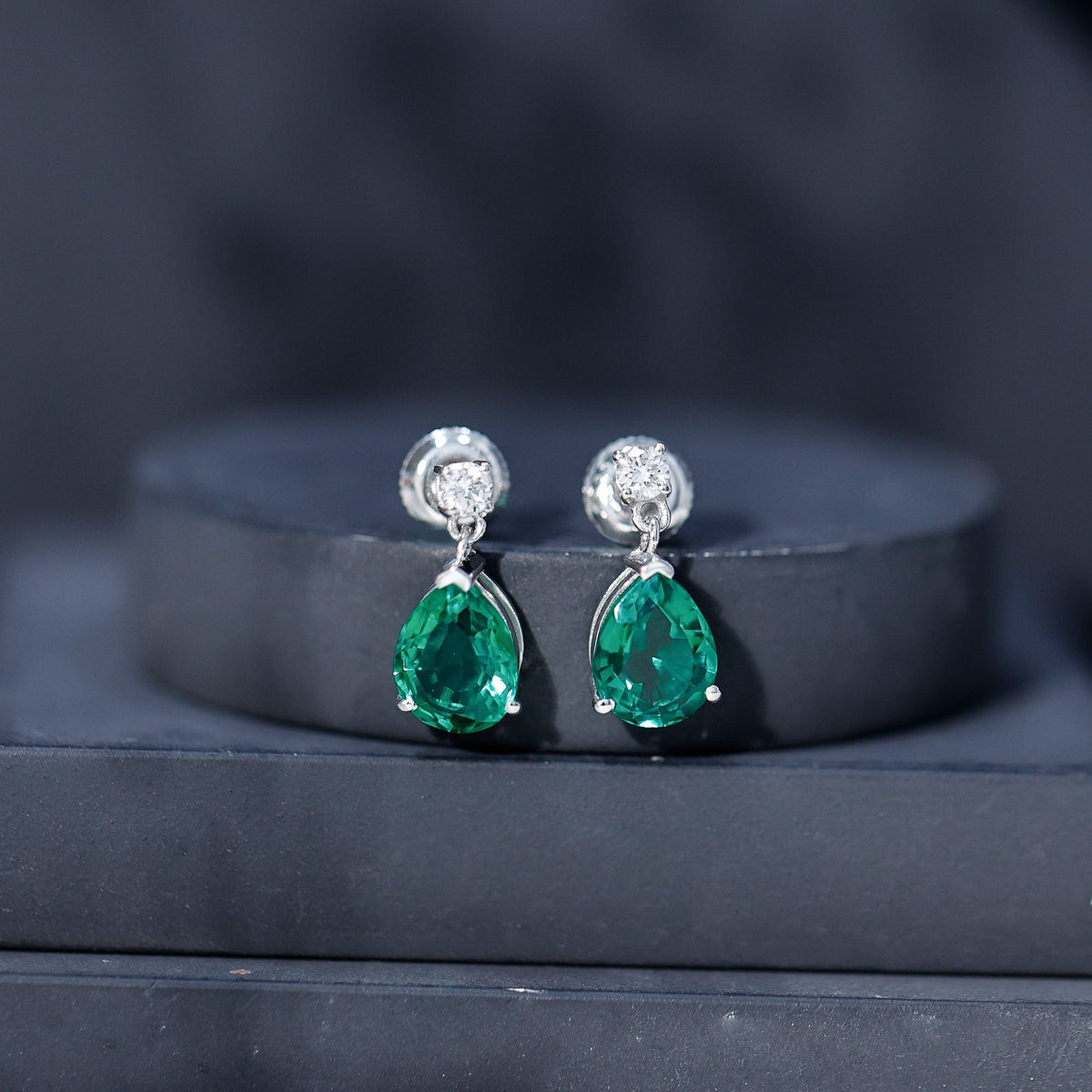 Pear Cut Emerald Earrings – Lab Created Emerald & Diamond Teardrop Jewelry