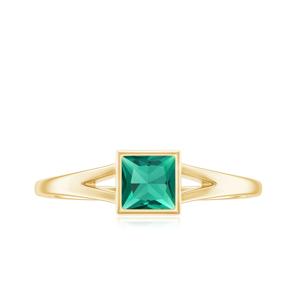 Princess Cut Emerald Ring – Lab Grown Emerald Solitaire with Split Shank Design