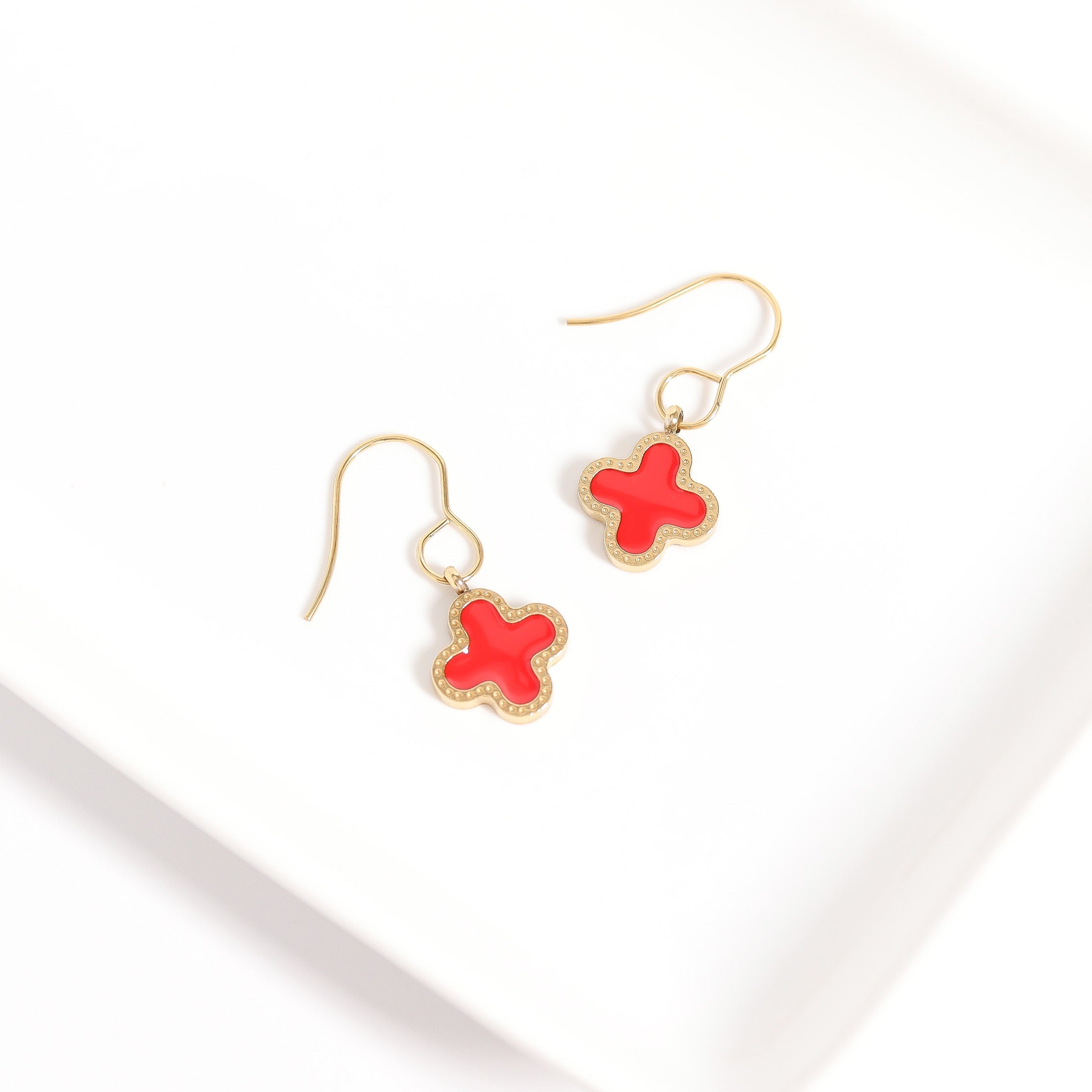 Lucky Clover Charm – 18K Gold Jewelry Pendant | Hypoallergenic Stainless Steel