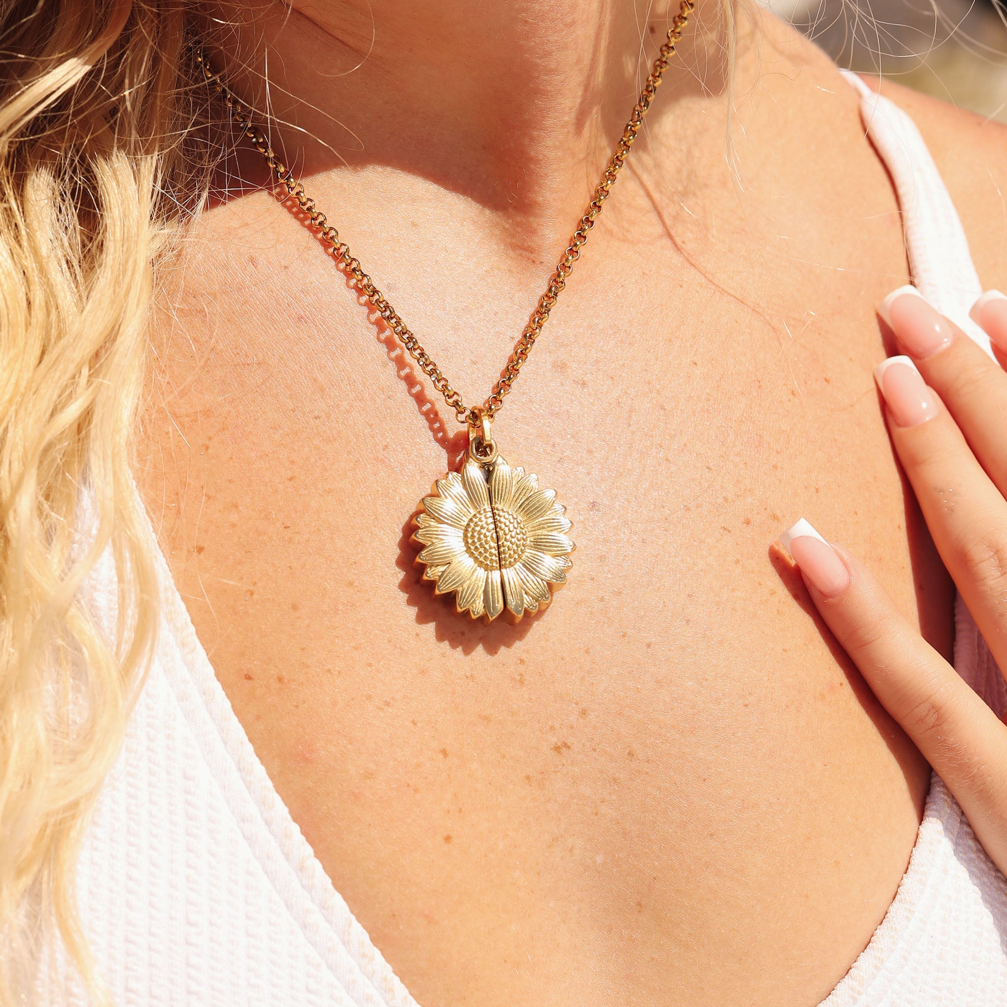 Gold Sunflower Necklace – Hidden Message Butterfly Pendant, 18K PVD Stainless Steel Jewelry