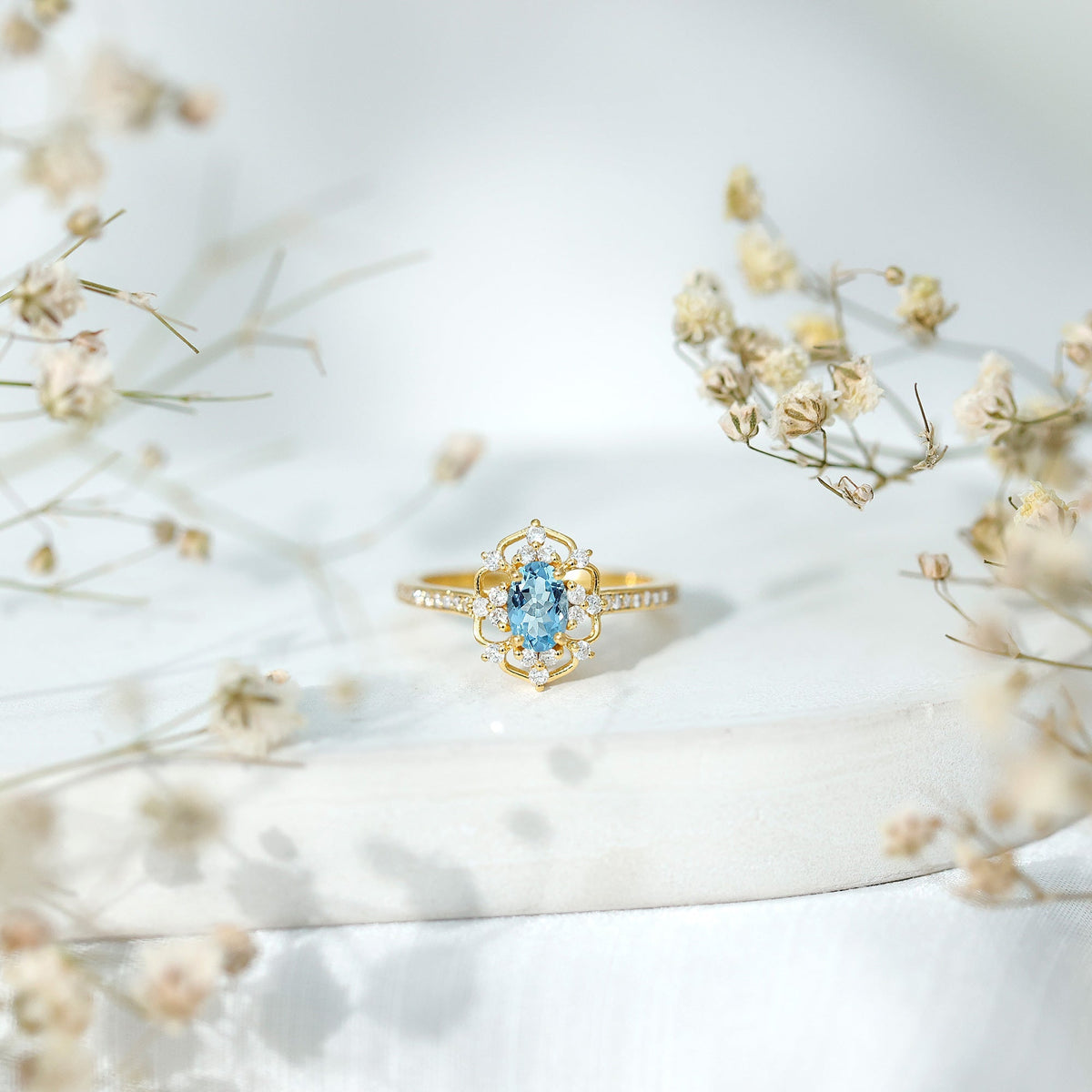 Vintage Aquamarine Ring – Certified Oval Aquamarine Engagement Band With Diamond Accents